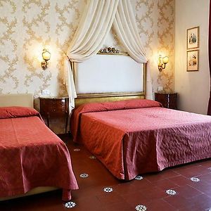 Dreibettzimmer